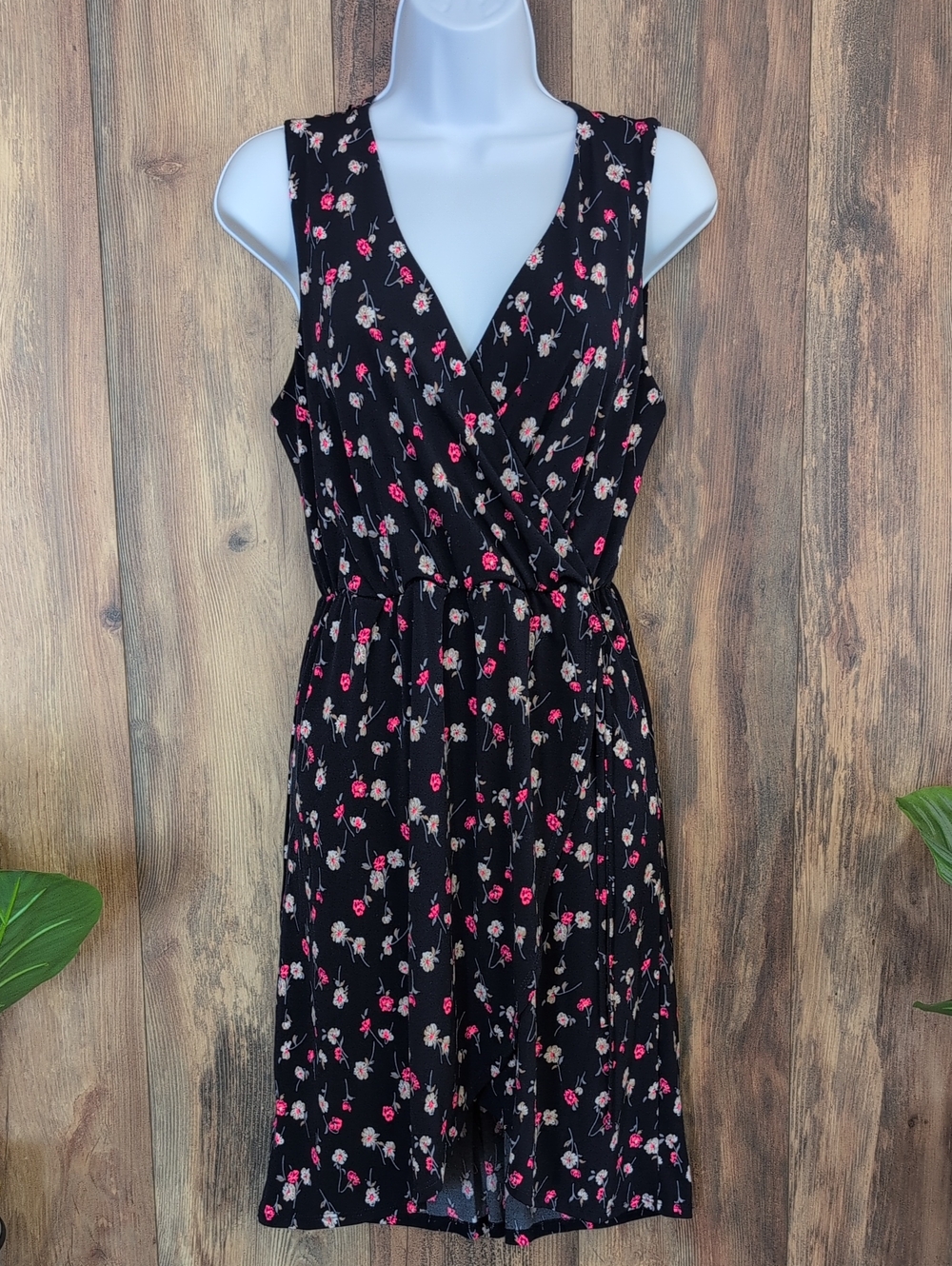 white birch Floral Sleeveless Wrap Mini Tank Dress M      757A